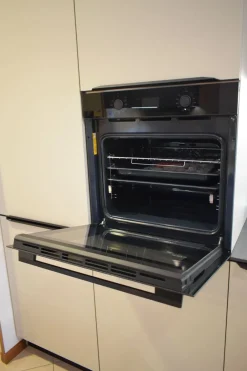 Discount Cucina a PREZZI OUTLET in laccata opaco -50% Cucine Lineari|Cucine Moderne