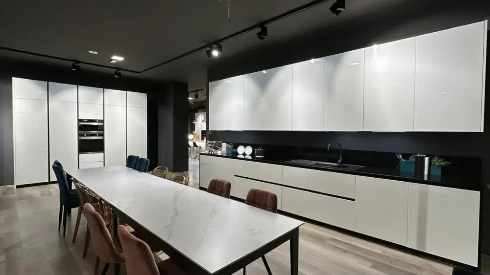 Cucina a prezzo scontato lineare moderna Tag lucida^La casa moderna New