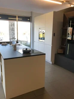 Haecker Cucine Cucina a prezzo scontato ad isola moderna White- Cucine Ad Isola|Cucine Moderne