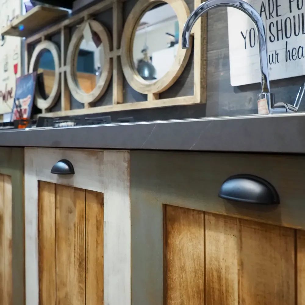 Cucina a prezzo scontato lineare provenzale Cucina nordic vintage style in legno^Nuovi Mondi Collection Discount