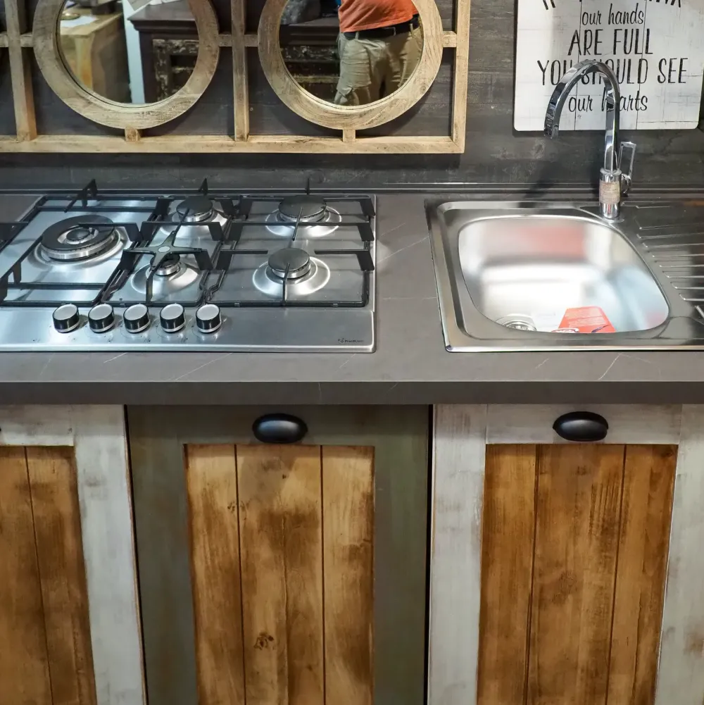 Cucina a prezzo scontato lineare provenzale Cucina nordic vintage style in legno^Nuovi Mondi Collection Discount