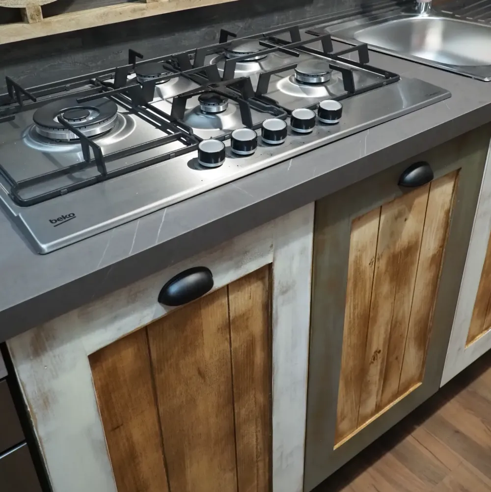 Cucina a prezzo scontato lineare provenzale Cucina nordic vintage style in legno^Nuovi Mondi Collection Discount