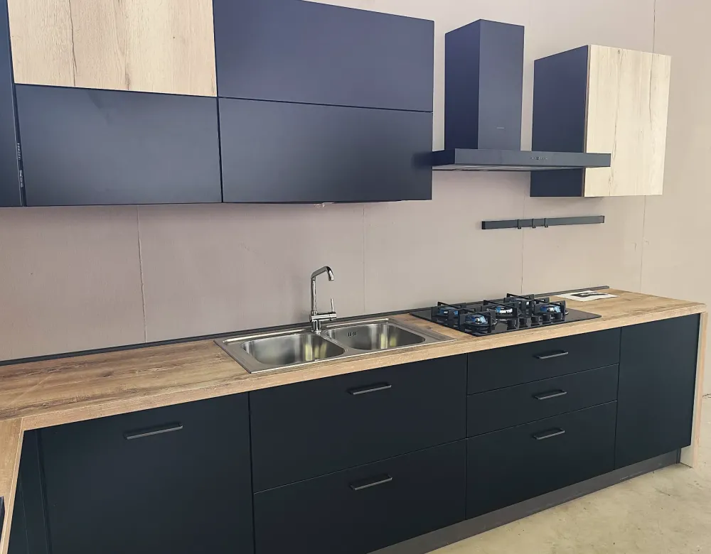 CUCINA ad angolo Laccato nero SCONTATA 65%^Ar-Due Online