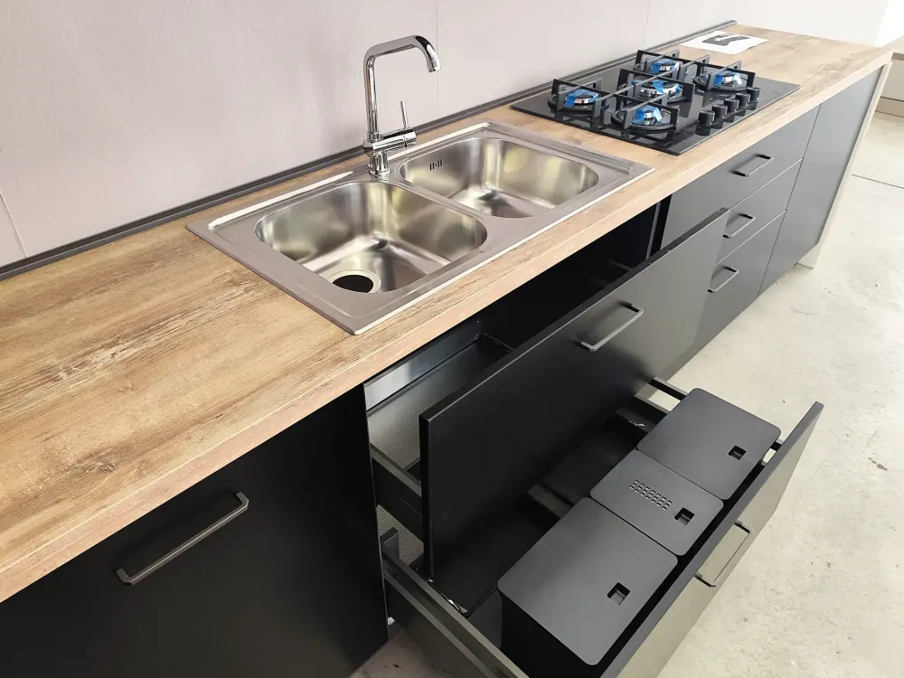CUCINA ad angolo Laccato nero SCONTATA 65%^Ar-Due Online