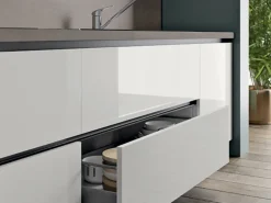 Cucina ad angolo in laccato lucido a prezzo scontato^Prima Cucine Sale