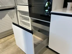 Cucina ad angolo in laccata opaco bianca Infinty a prezzo ribassato^Stosa Hot