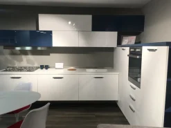 Sale Cucina ad angolo in laccato lucido bianca Plan materic a prezzo ribassato Cucine Ad Angolo|Cucine Moderne
