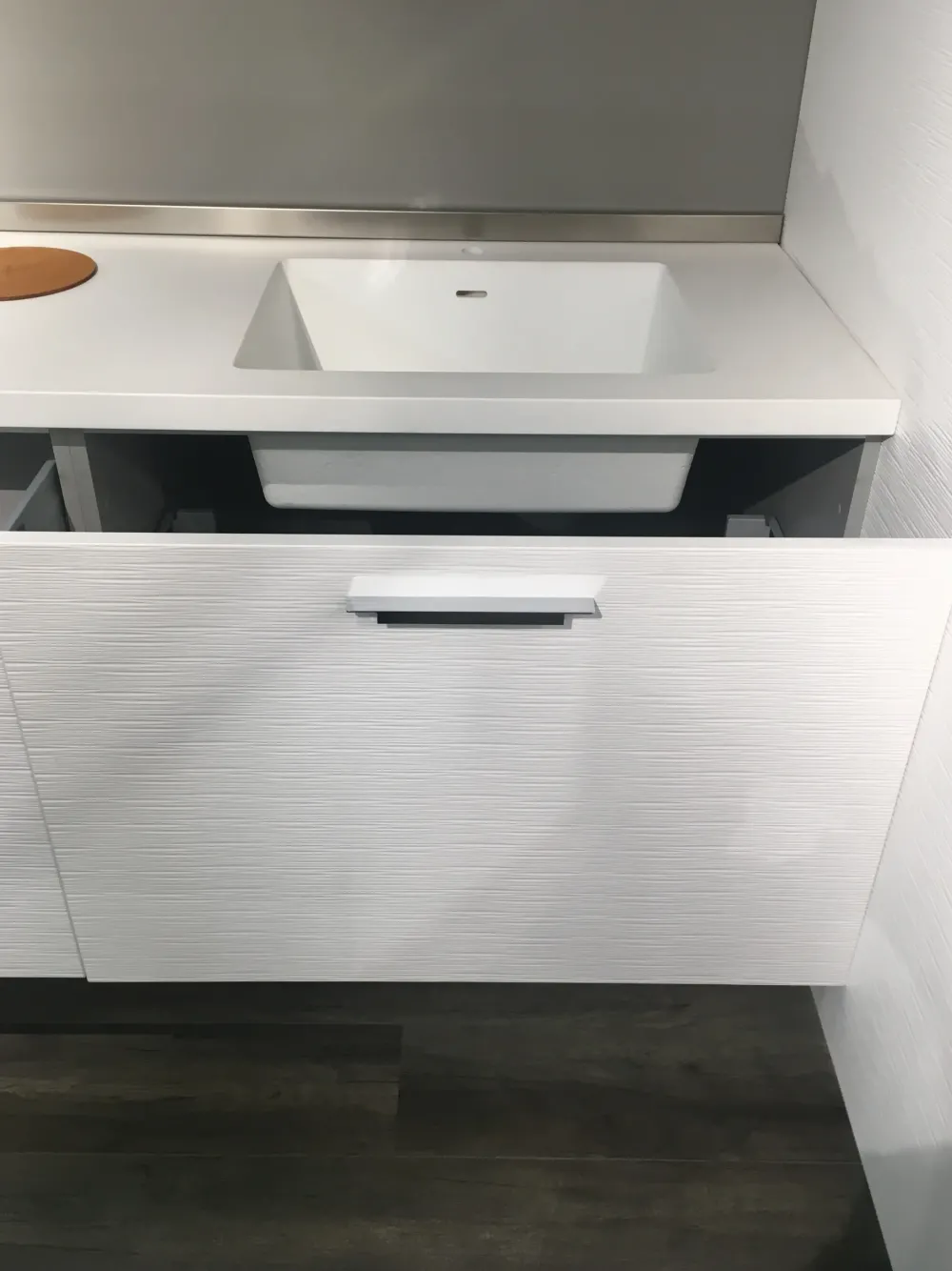 Sale Cucina ad angolo in laccato lucido bianca Plan materic a prezzo ribassato Cucine Ad Angolo|Cucine Moderne