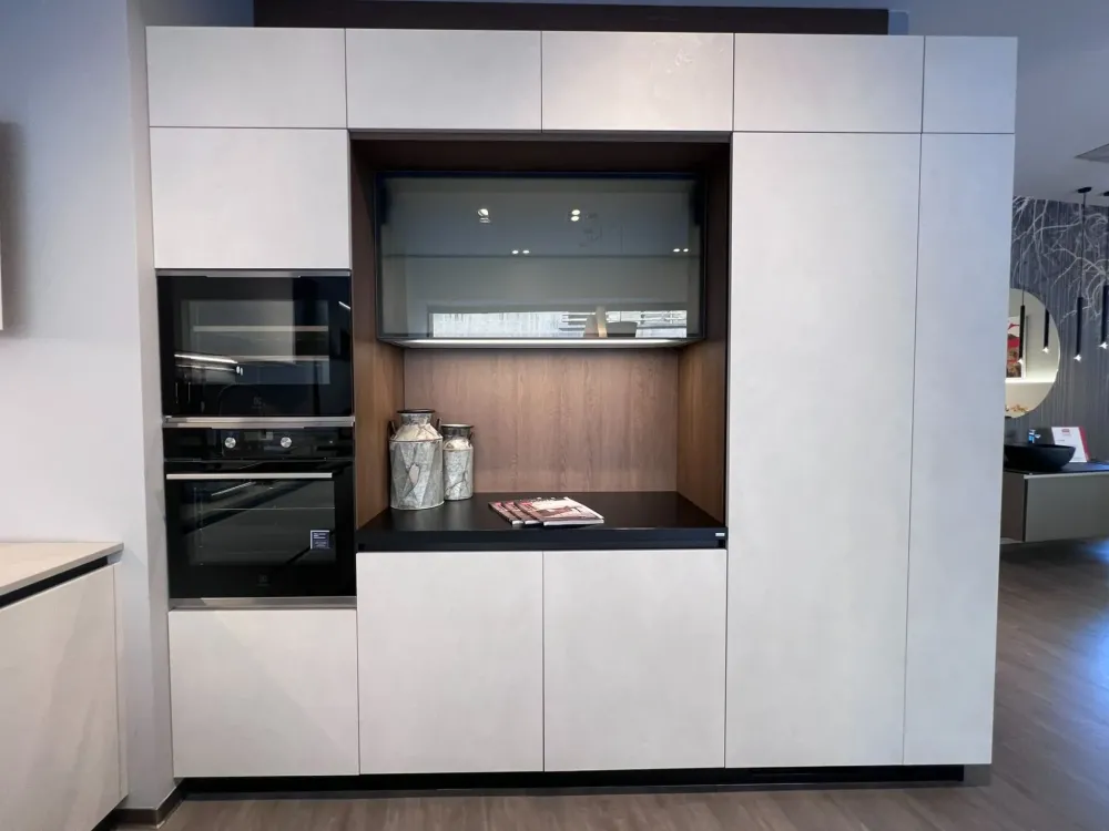 Scavolini Cucina ad angolo in laminato materico altri colori Liberamente a prezzo ribassato- Cucine Ad Angolo|Cucine Moderne