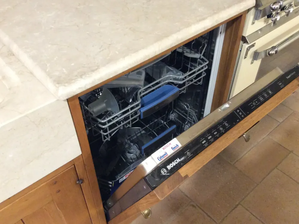 Sale Cucina ad angolo in legno rovere chiaro Rovere a prezzo ribassato Cucine Ad Angolo