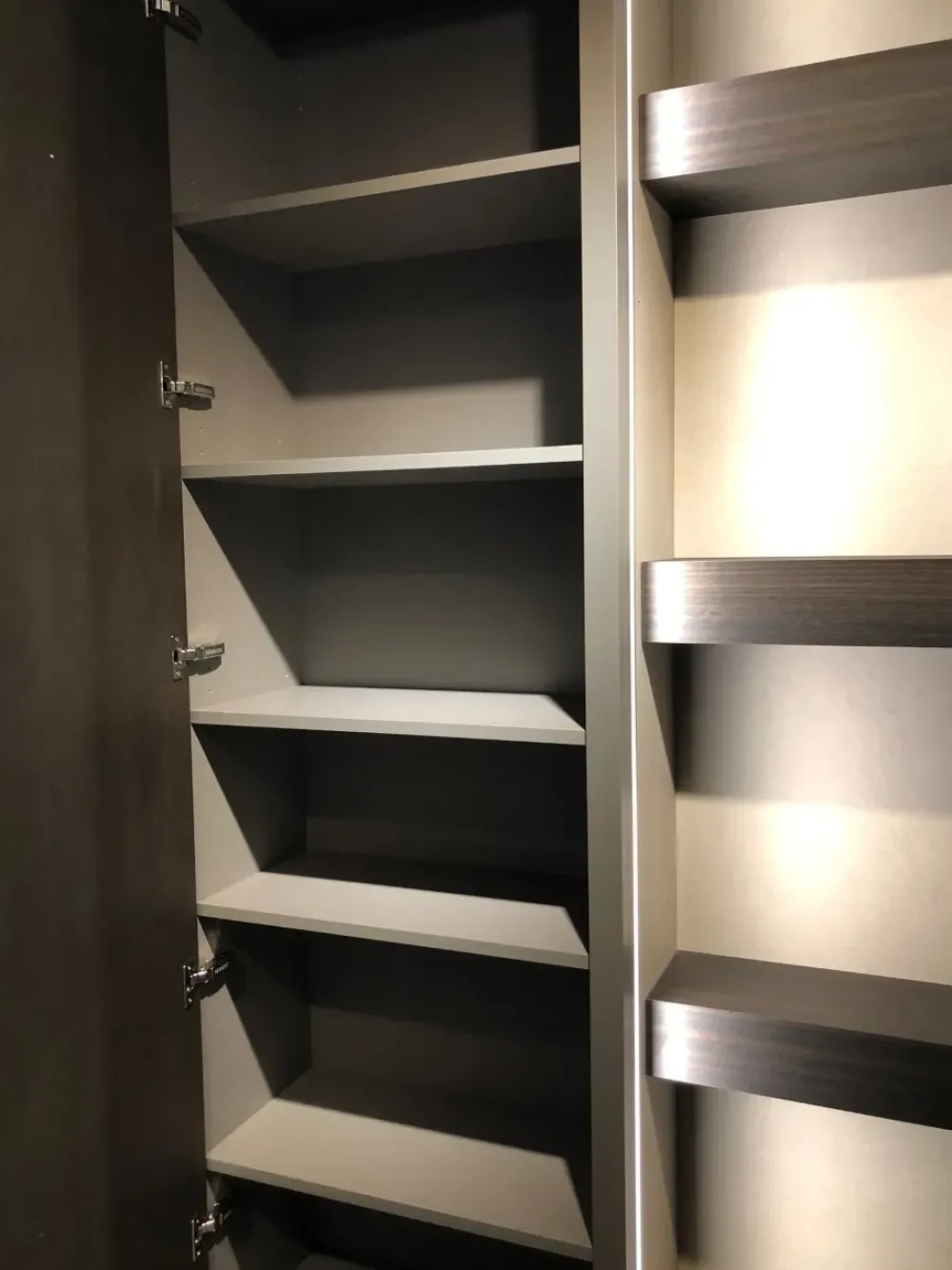 Cucina ad angolo in melaminico a prezzo scontato 50%^Modulnova Outlet