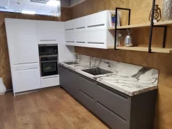 New Cucina ad angolo in polimerico opaco bianca Expo a prezzo scontato Cucine Ad Angolo|Cucine Design