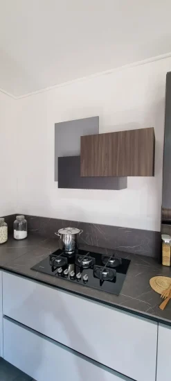 Stosa Cucina ad angolo in polimerico opaco altri colori Metropolis a prezzo scontato- Cucine Ad Angolo|Cucine Moderne