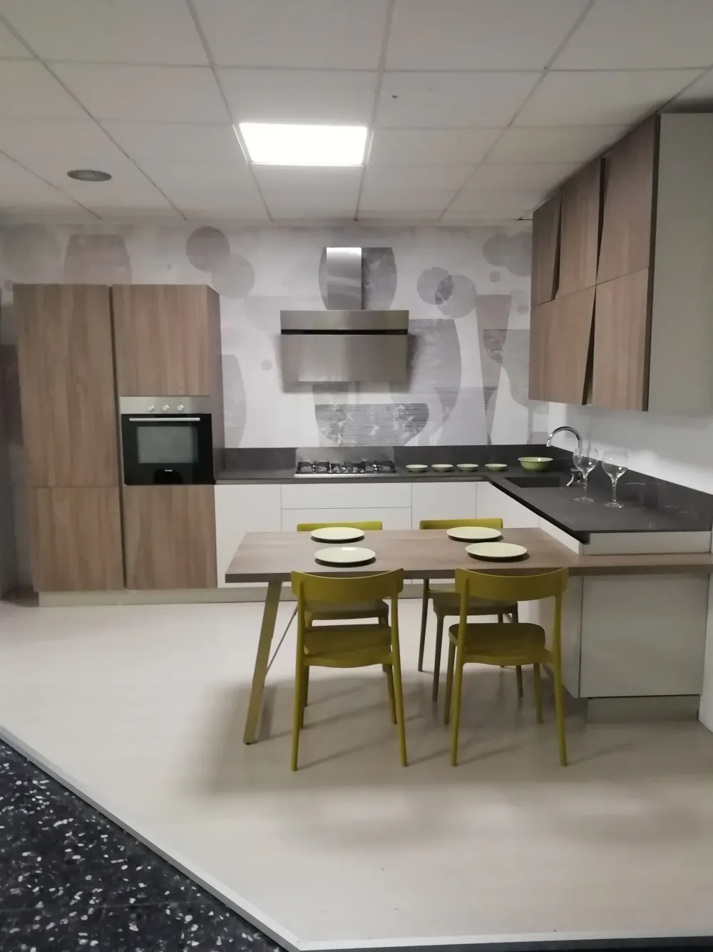 Discount Cucina ad angolo in polimerico opaco a prezzo scontato 40% Cucine Ad Angolo|Cucine Moderne