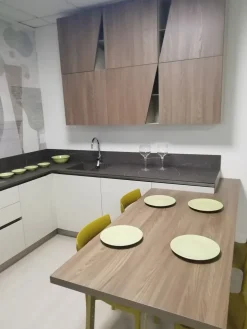 Discount Cucina ad angolo in polimerico opaco a prezzo scontato 40% Cucine Ad Angolo|Cucine Moderne