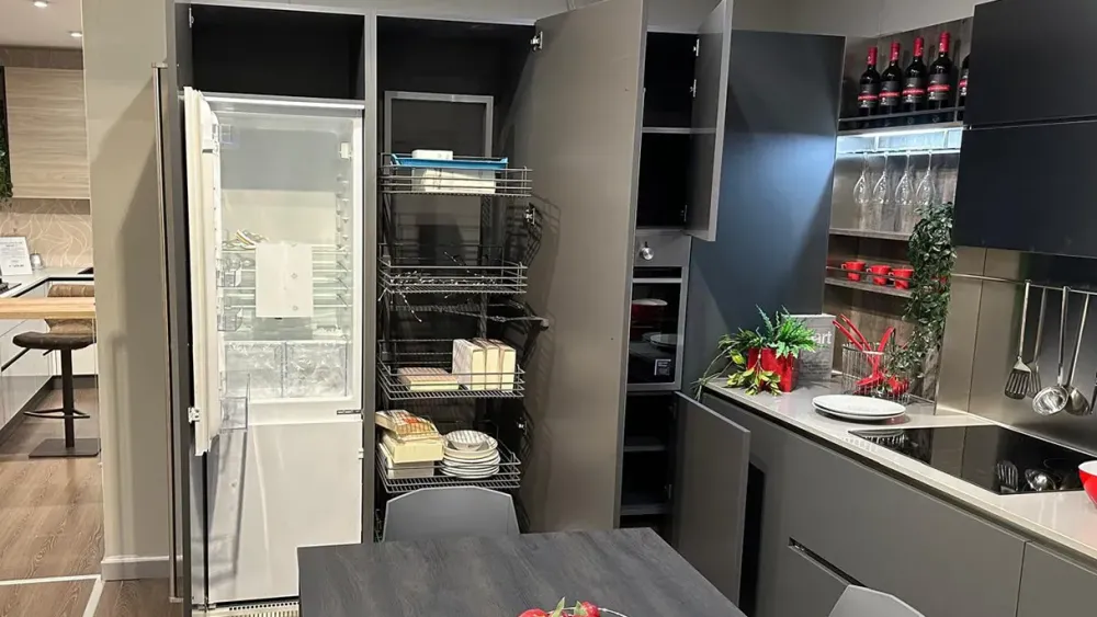 Cucina ad angolo in polimerico a prezzo ribassato 49%^La casa moderna New