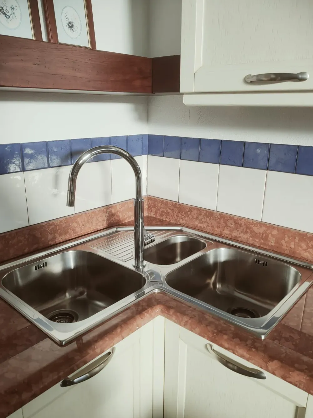 Cucina altri colori classica ad angolo U802 greca   in Offerta Outlet Cucine Ad Angolo