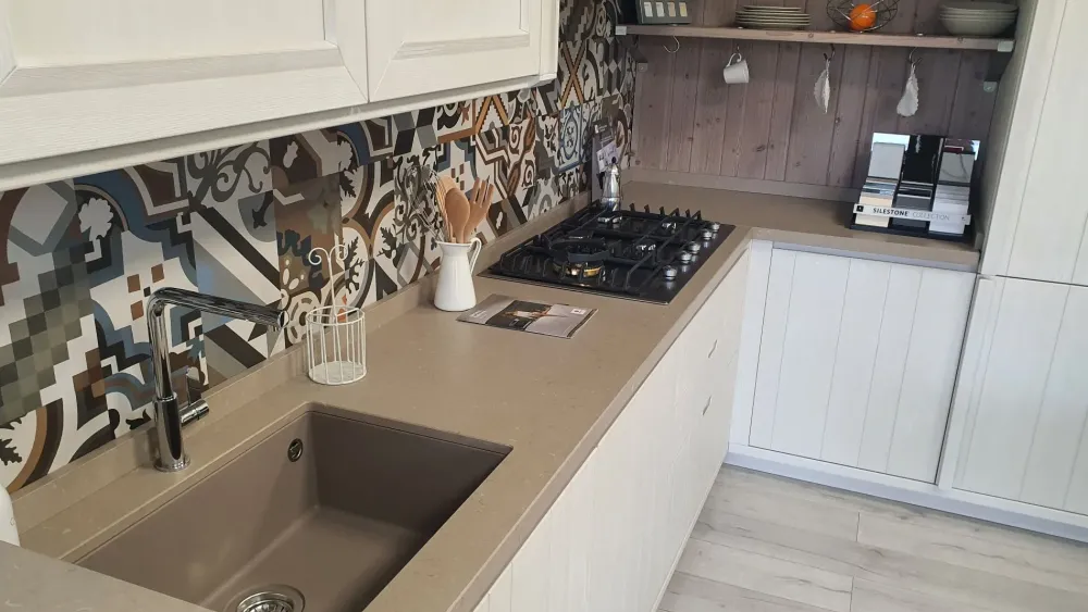 Scandola Cucina altri colori country ad angolo Maestrale- Cucine Ad Angolo|Cucine Country