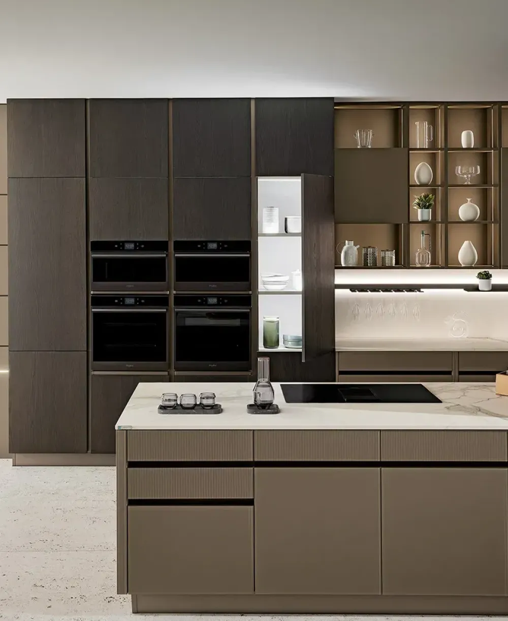 Cucina altri colori moderna Iconica 05 scontata^Veneta Cucine Online