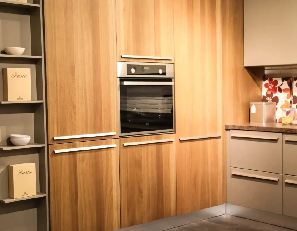 Cucina altri colori moderna ad angolo Clover bridge in Offerta Outlet^Lube Cucine Best