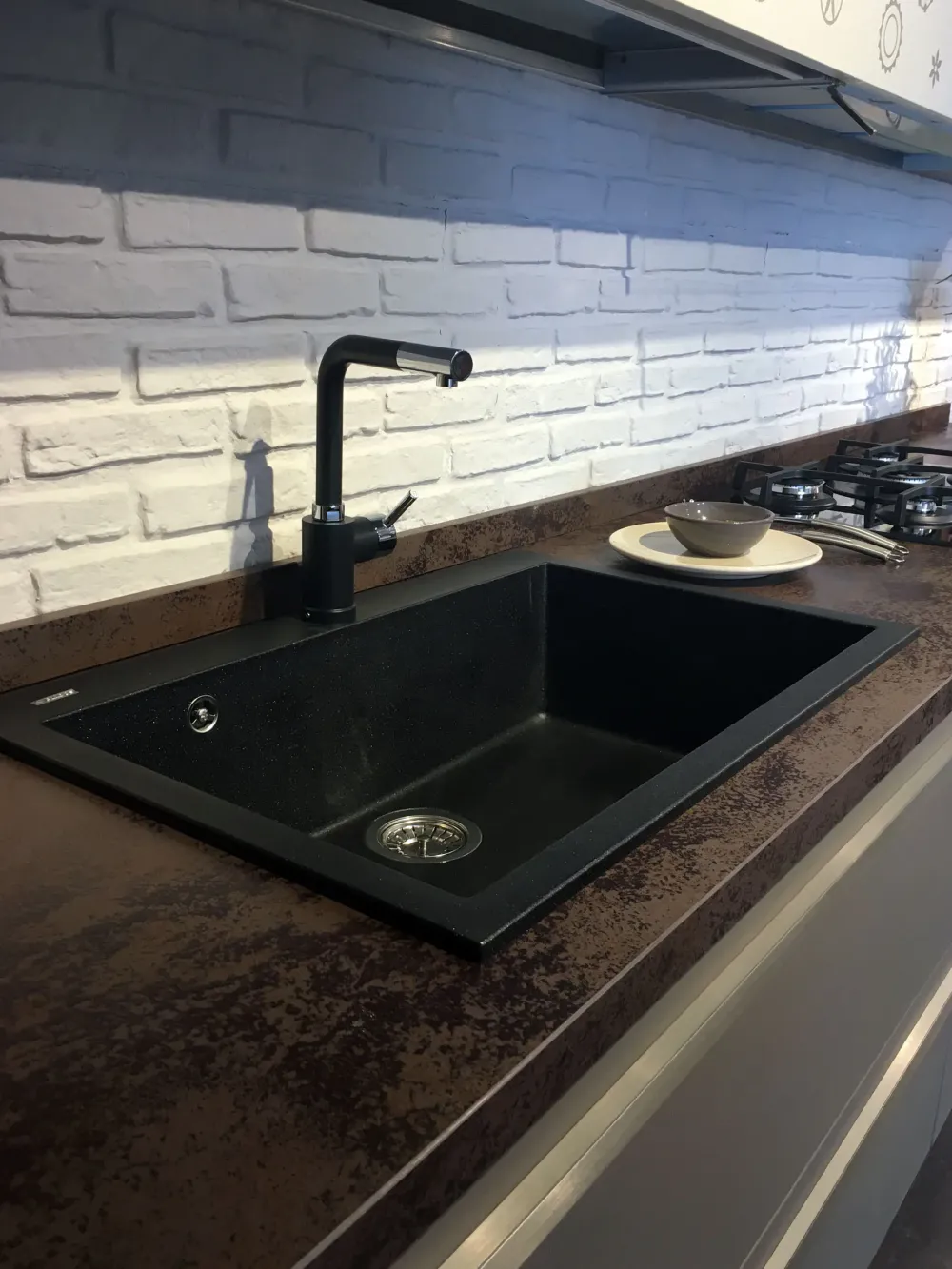 Cucina altri colori moderna ad angolo Clover bridge in Offerta Outlet^Lube Cucine Best