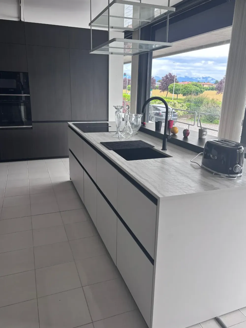 Cucina altri colori moderna con isola Time a soli 15990 Euro^Gentili Group Sale