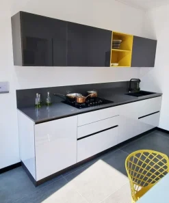 Cucina altri colori moderna lineare Aliant  / alevè   in offerta Cucine Lineari|Cucine Moderne