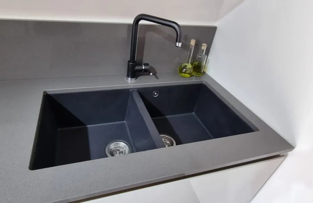 Cucina altri colori moderna lineare Aliant / alevè in offerta Cucine Lineari|Cucine Moderne