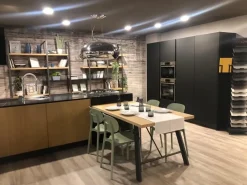 Cucina altri colori moderna con penisola K105^Zecchinon Hot