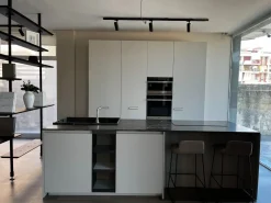 Cucina altri colori moderna con isola Soul^Ernestomeda Hot