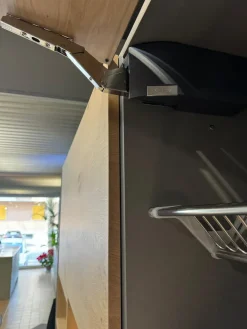 Discount Cucina altri colori moderna con penisola cucine modello lab in offerta Cucine Con Penisola|Cucine Moderne