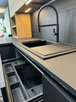 Discount Cucina altri colori moderna con penisola cucine modello lab in offerta Cucine Con Penisola|Cucine Moderne