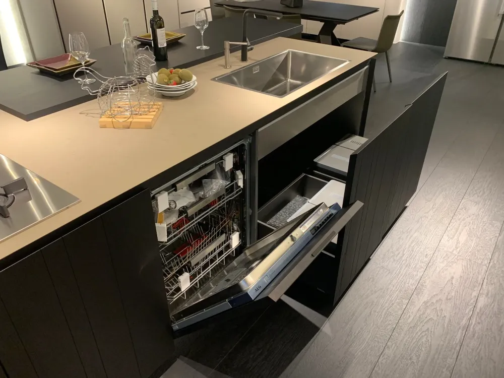 Poliform Cucina altri colori moderna Artex in offerta- Cucine Ad Isola|Cucine Moderne