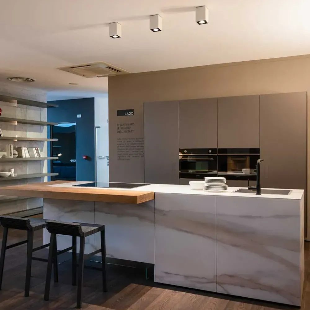 Outlet Cucina altri colori moderna con isola 36e8 Cucine Ad Isola|Cucine Moderne