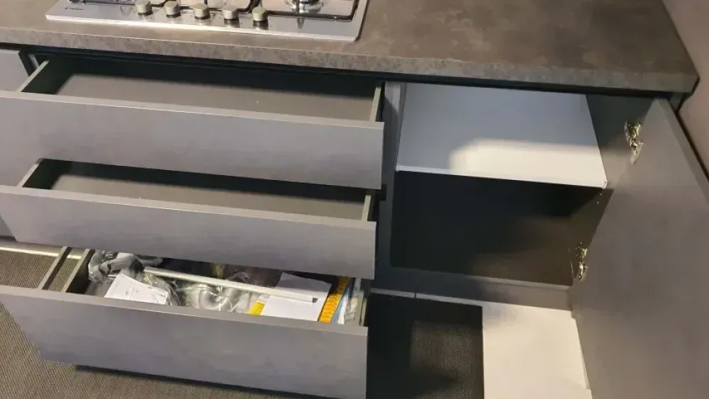 Cucina antracite moderna lineare Maya 3 a soli 5877 Euro Cucine Lineari|Cucine Moderne