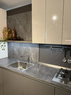 Cucina design con isola grigia in laccata opaco Time^Arredo3 Outlet