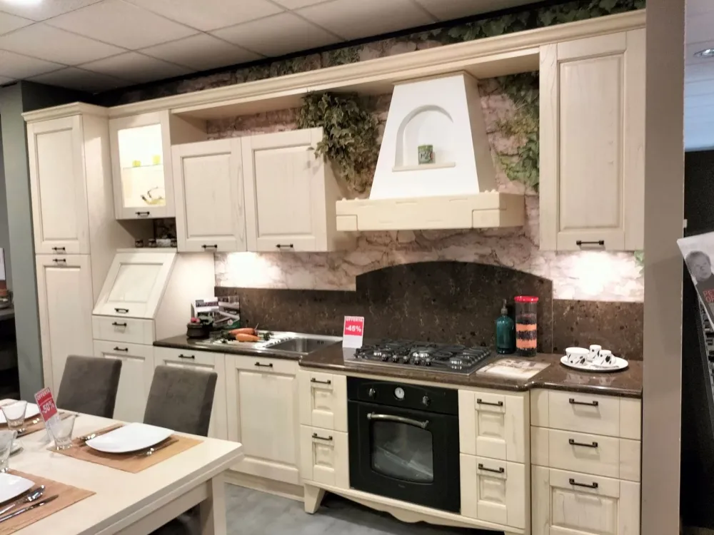 Cucina Aurora laccata panna fiorentino country magnolia lineare scontata 46%^Astra Best