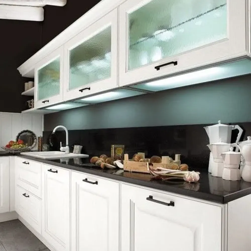 Aran Cucina bianca classica ad angolo Flaminia in Offerta Outlet- Cucine Ad Angolo