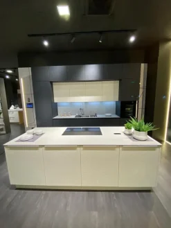 Lube Cucine Cucina bianca design con isola Clover a soli 17800 Euro- Cucine Ad Isola|Cucine Design