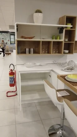 Gentili Group Cucina bianca design con penisola Time 1 in Offerta Outlet- Cucine Con Penisola|Cucine Design