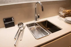 Outlet Cucina bianca moderna ad isola Liberamente scontata Cucine Ad Isola|Cucine Moderne