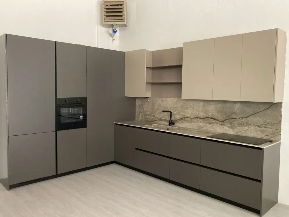 Binova Cucina design ad angolo grigio in laccato opaco Bluma- Cucine Ad Angolo|Cucine Design
