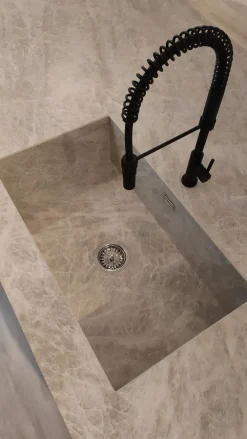 Discount Cucina design ad isola rovere moro in legno Mantis + bluna laccato Cucine Ad Isola|Cucine Design