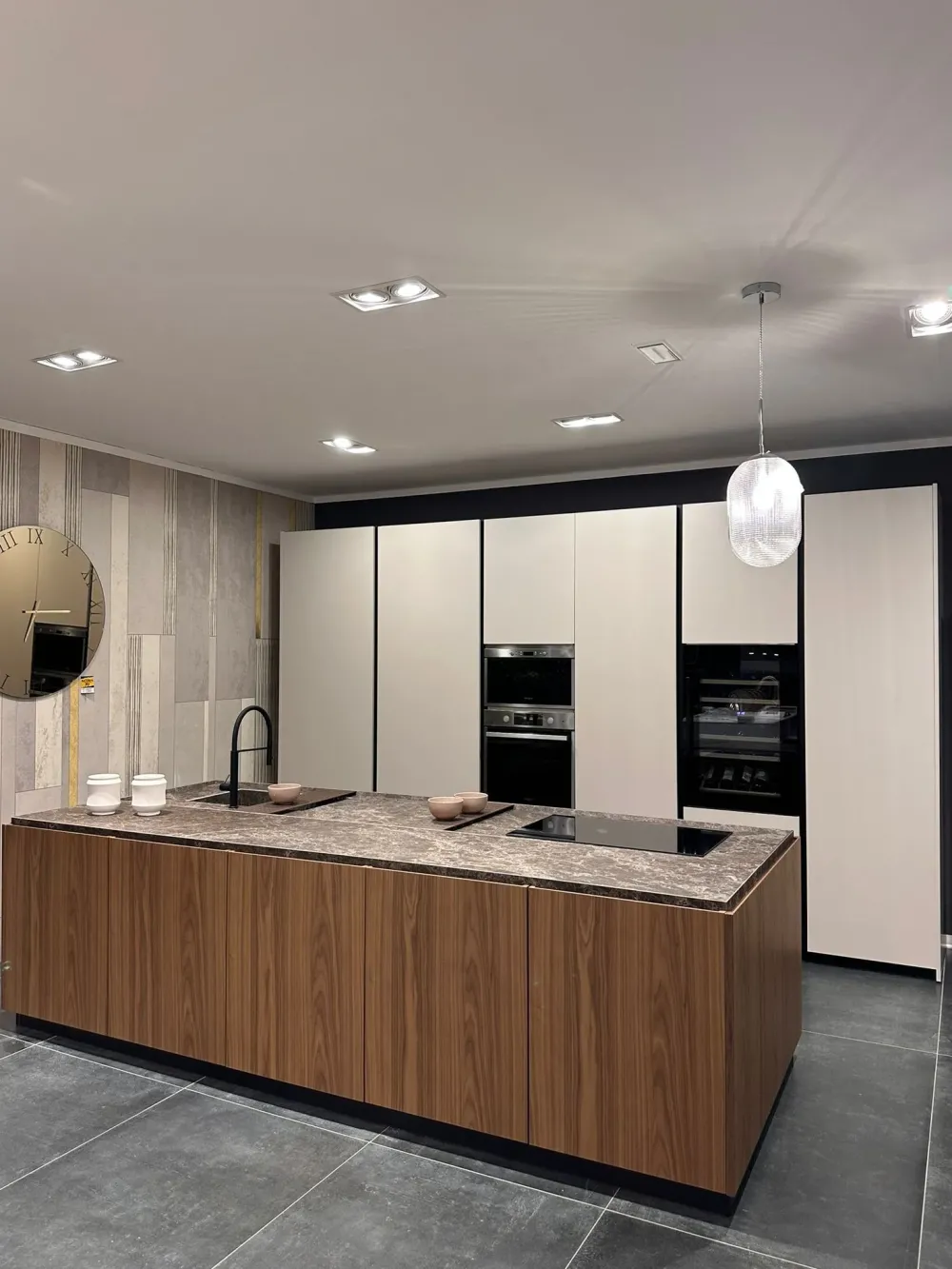 Binova CUCINA Scava PREZZO OUTLET scontata 45%- Cucine Ad Isola|Cucine Design