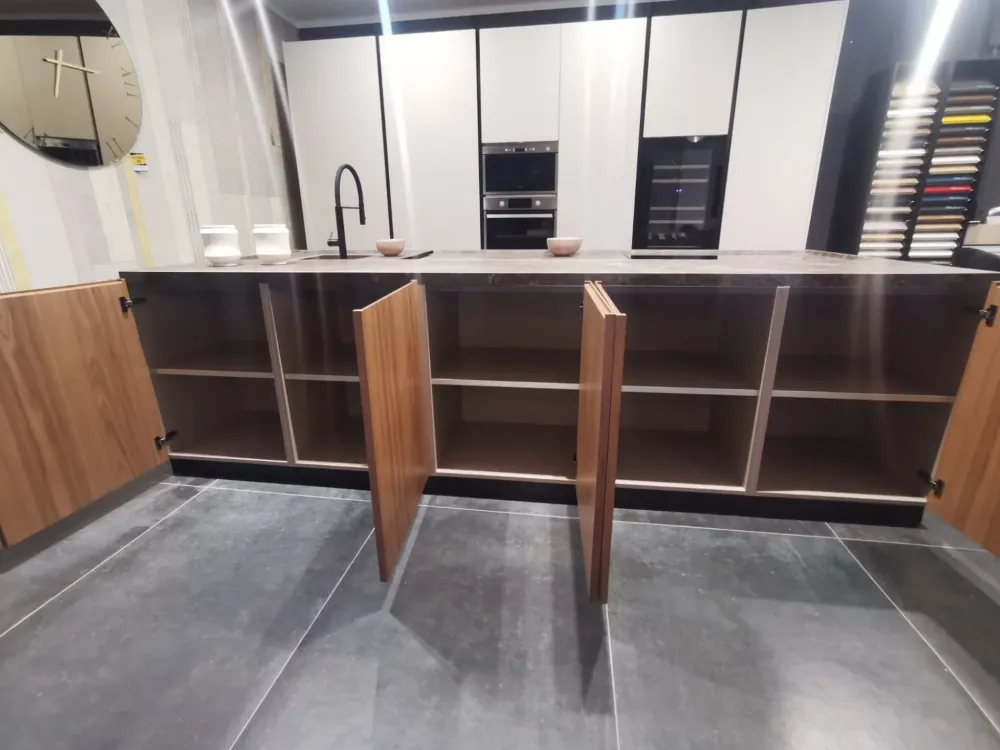 Binova CUCINA Scava PREZZO OUTLET scontata 45%- Cucine Ad Isola|Cucine Design