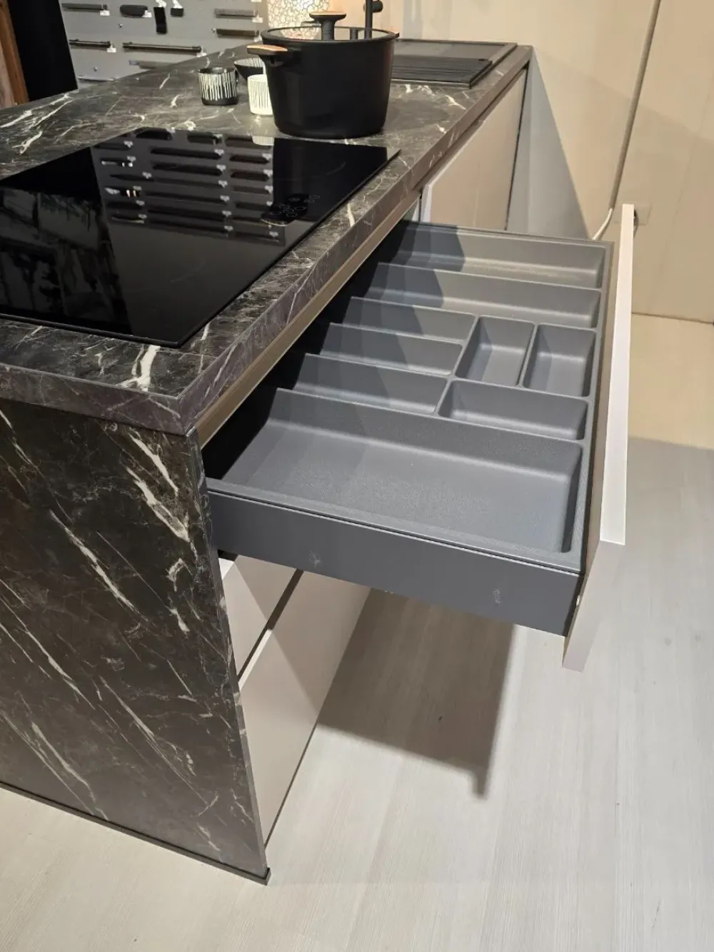 CUCINA con isola Laser germany SCONTATA 58%^Artigianale Hot