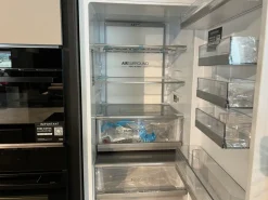 Cucina con isola in laccata opaco grigia bluna a prezzo scontato^Binova Clearance