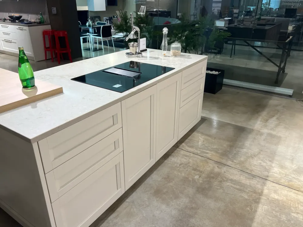 Outlet Cucina con isola in laccata opaco a prezzo ribassato 62% Cucine Ad Isola|Cucine Design