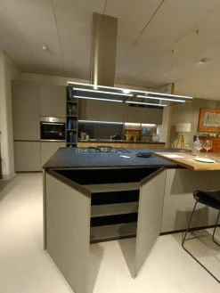 Cucina con isola in laminato materico grigia Kali a prezzo ribassato^Arredo3 Sale