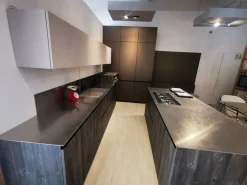 Hot Cucina con isola in laminato materico altri colori  a prezzo ribassato Cucine Ad Isola|Cucine Moderne